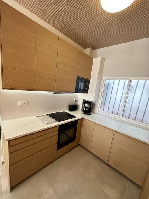 Comfortable In Center With Private Parking Garage Apartamento Málaga